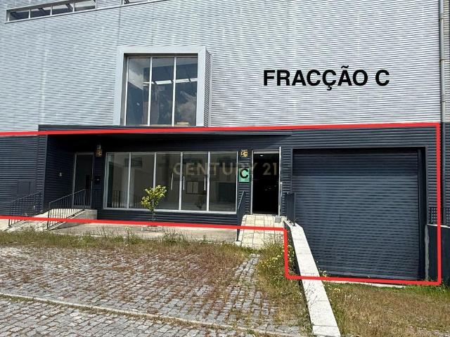 Loja, Santo Tirso Couto Burgães