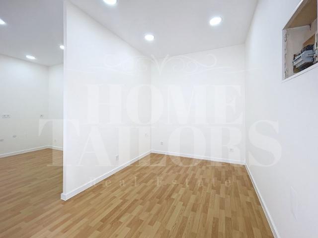 Loja Transformada em apartamento Cruz de Pau