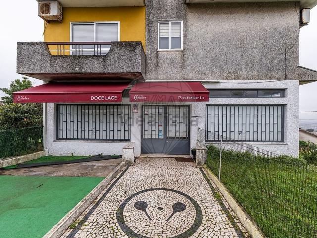 Loja, Vila Nova de Famalicão e Calendário