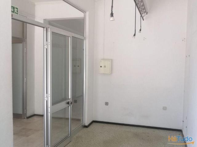 Loja 13.3 m2 Praça Salgueiro Maia ? Entroncamento | 26084059762