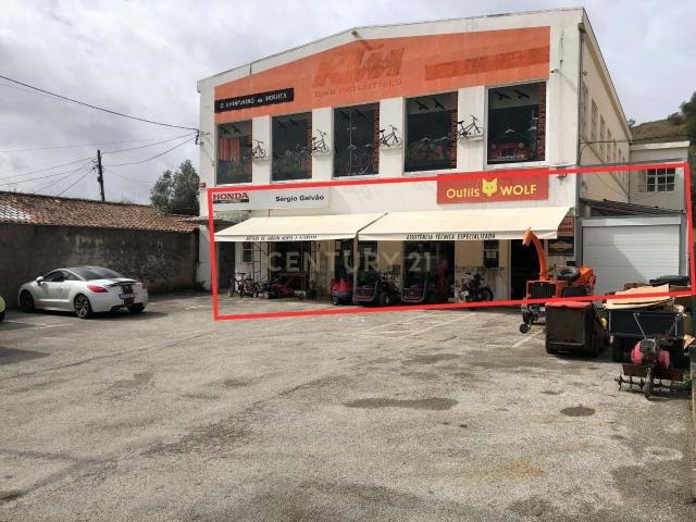 Loja/Armazém na Zona Industrial da Pedrulha com Excelente Acessibilidade