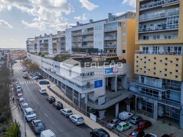 Loja/Estabelecimento, Algés, Linda a velha e Cruz Quebrada Dafundo, Oeiras | BPI Expresso Imobiliário