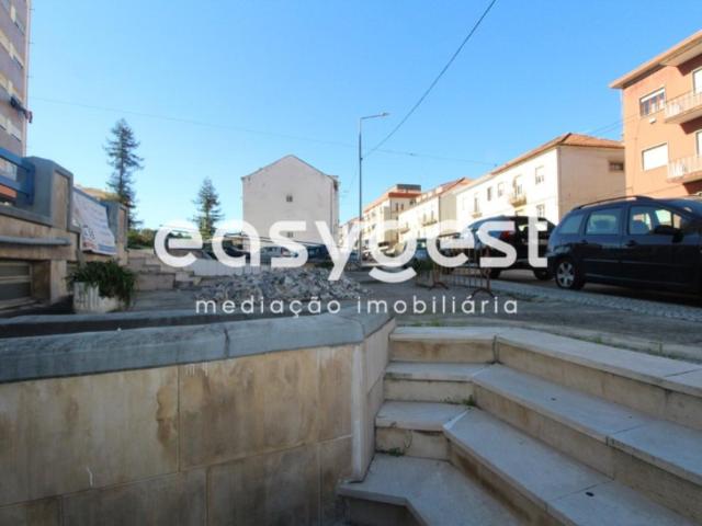 Loja/Estabelecimento, Coimbra Sé Nova, Santa Cruz, Almedina e São Bartolomeu, Coimbra | BPI Expresso Imobiliário