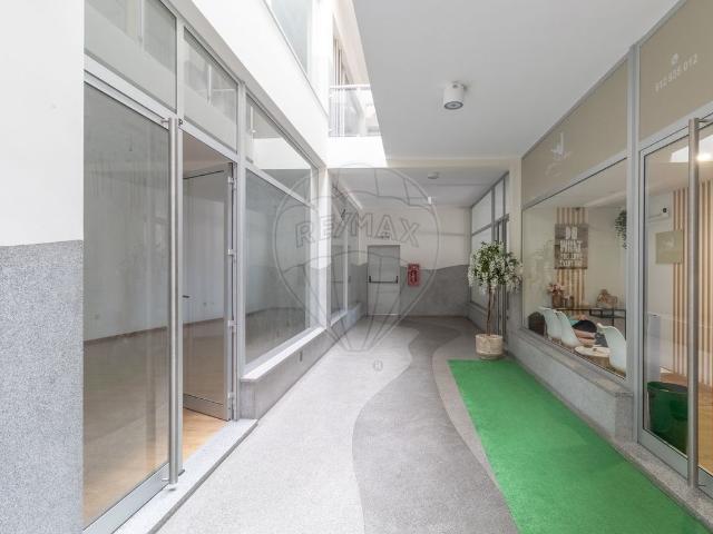 Loja/Estabelecimento T0, Campelo e Ovil, Baião | BPI Expresso Imobiliário