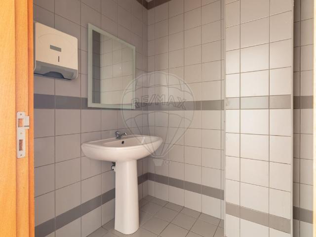 Loja/Estabelecimento T0, Campelo e Ovil, Baião | BPI Expresso Imobiliário