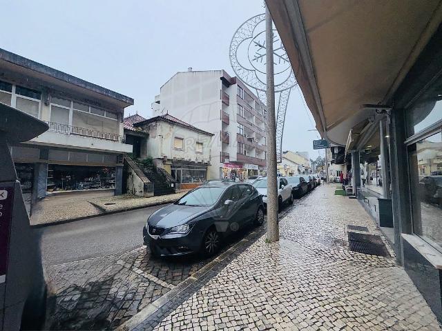 Loja/Estabelecimento T0, Fátima, Ourém | BPI Expresso Imobiliário