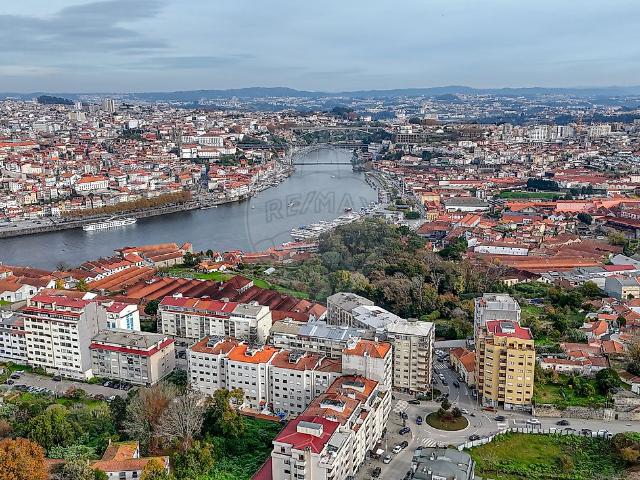 Loja/Estabelecimento T0, Santa Marinha e São Pedro Da Afurada, Vila Nova de Gaia | BPI Expresso Imobiliário