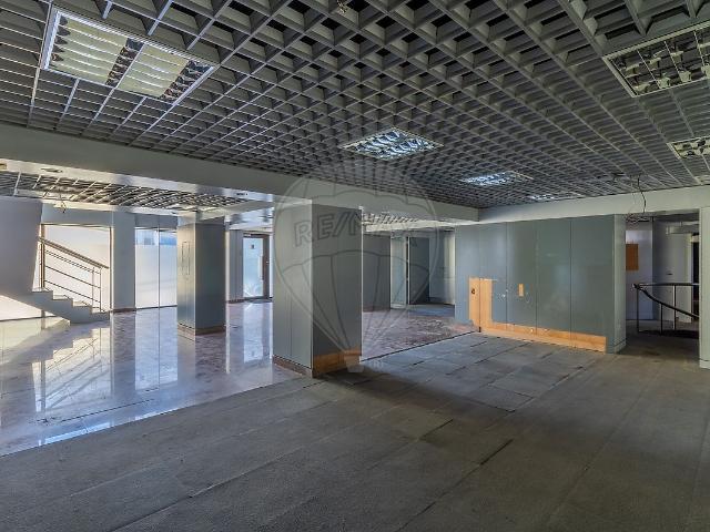 Loja/Estabelecimento T0, Santo António Dos Olivais, Coimbra | BPI Expresso Imobiliário