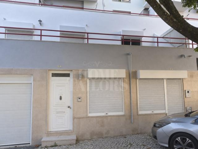 Loja/Escritório Duplex Laranjeiro