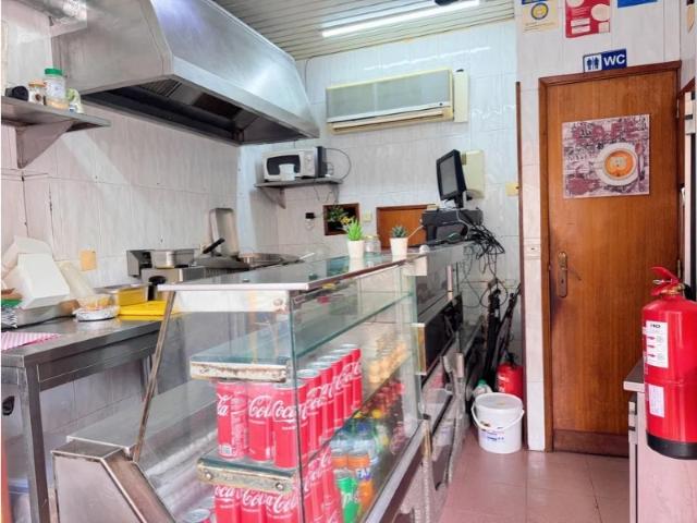 Loja/Snack/Venda/ perto Bairro dos Actores /arrendada