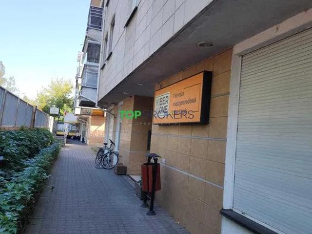 Lokal 91 m2 z windą, klimatyzacją, witrynami zapraszam