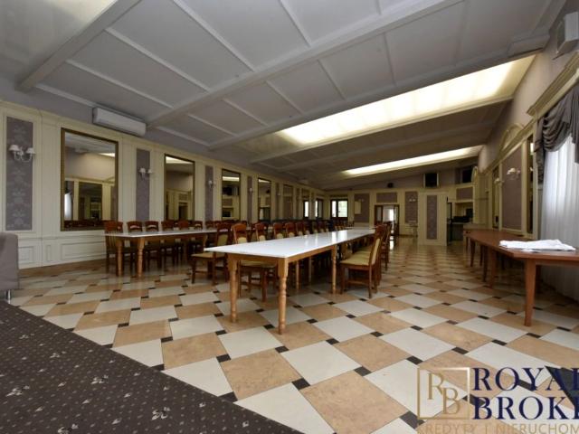 Lokal użytkowy 450 m², Kraczkowa
