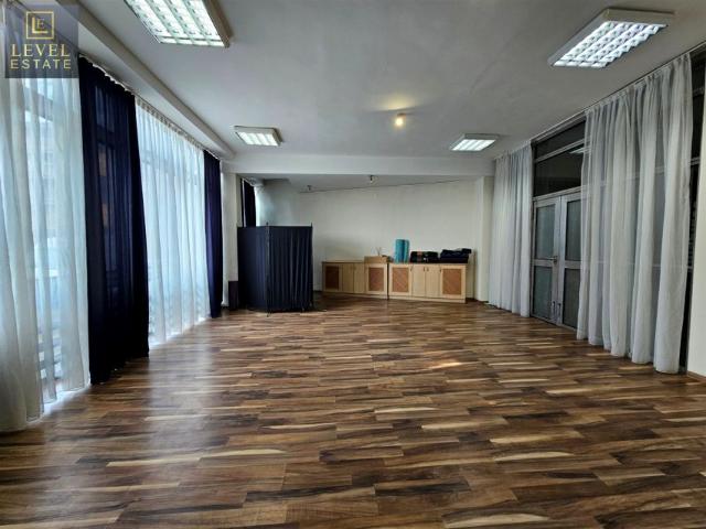 Lokal użytkowy 45 m², Kraków