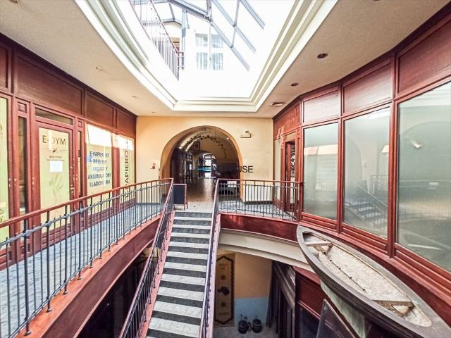 Lokal użytkowy 53 m2 w sercu Starego Miasta, adaptacja