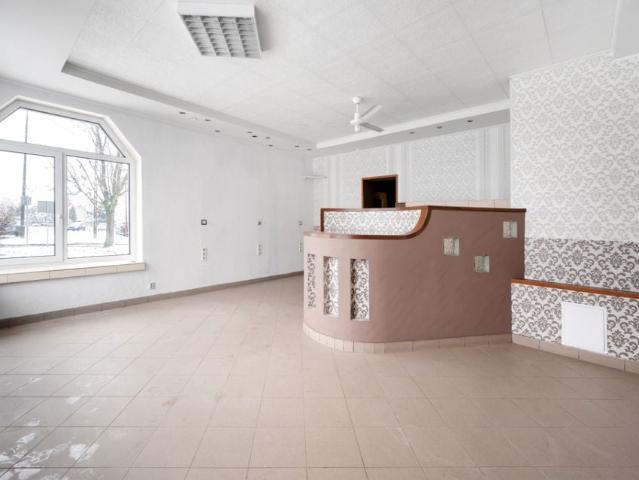Lokal użytkowy 56 m², Łask