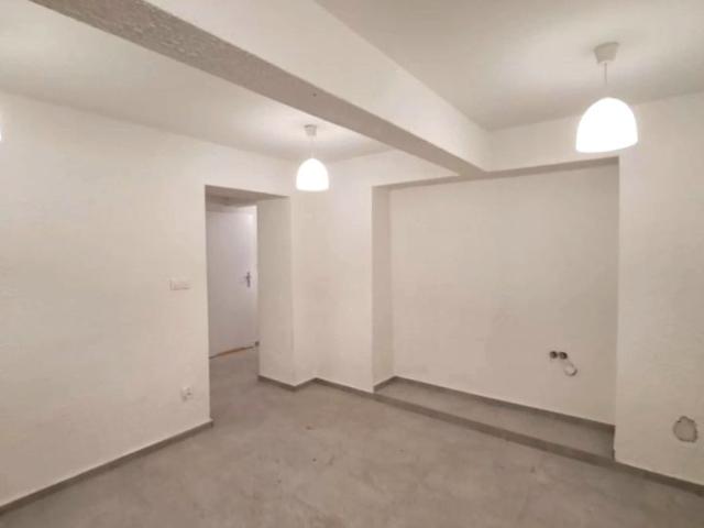Lokal użytkowy 58 m², Kraków