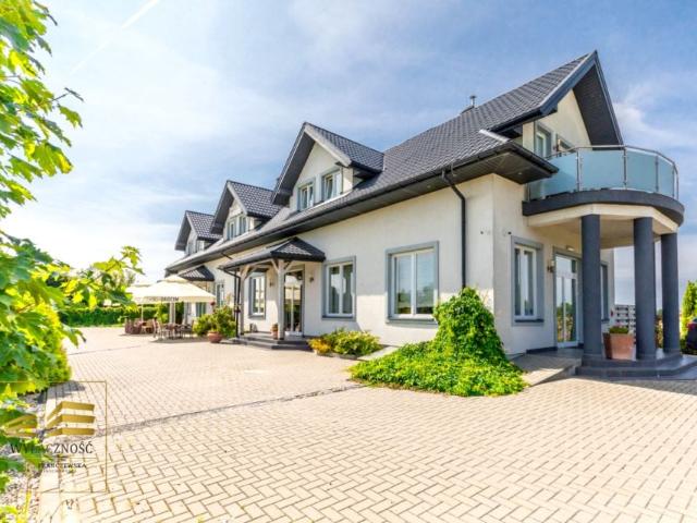 Lokal użytkowy 634 m², Trojaczkowice