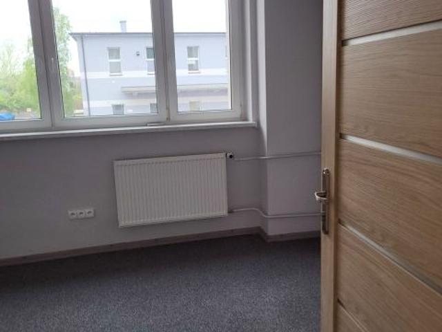Lokal użytkowy 67 m², Poznań