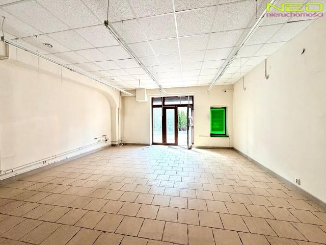Lokal użytkowy 65,9 m² w Północ, gotowy do adaptacji