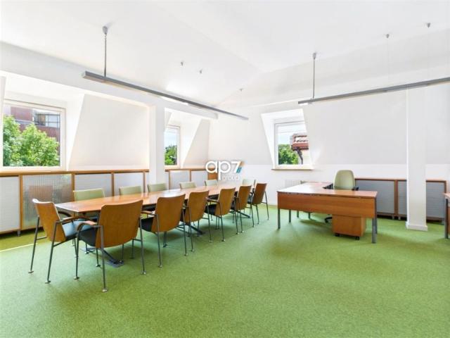Lokal użytkowy 65 m², Kraków