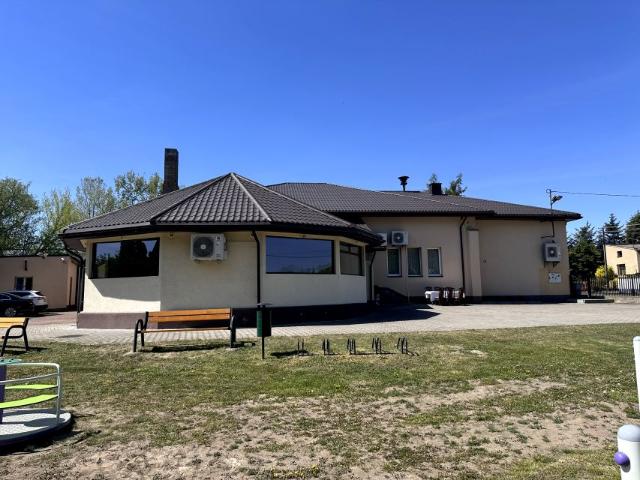 Lokal użytkowy 660 m², Konary