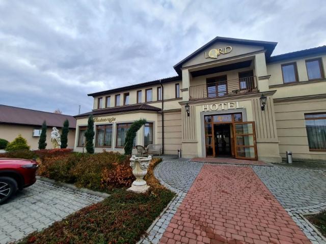 Lokal użytkowy 6 382 m², Staszów