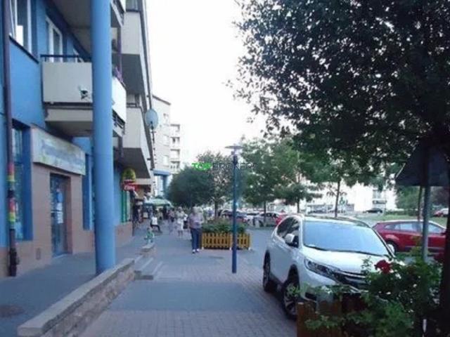 Lokal użytkowy 73 m2 z witrynami, koncesja na alkohol zapraszam