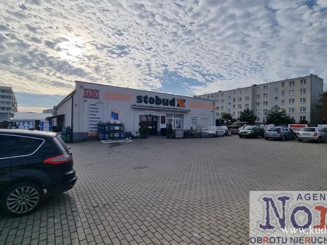 Sprzedam lokal użytkowy 728 m² w centrum Ełku z dużym potencjałem