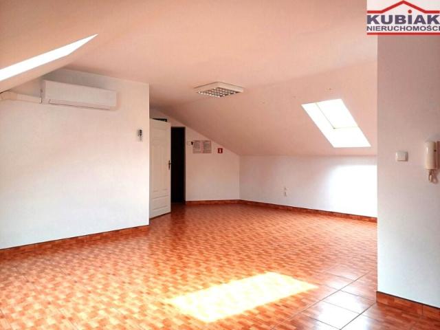 Lokal użytkowy 72 m², Otrębusy