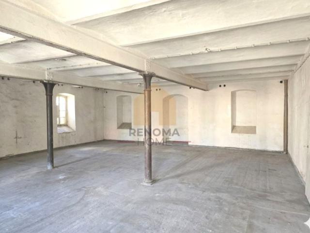Lokal użytkowy 740 m², Wałbrzych