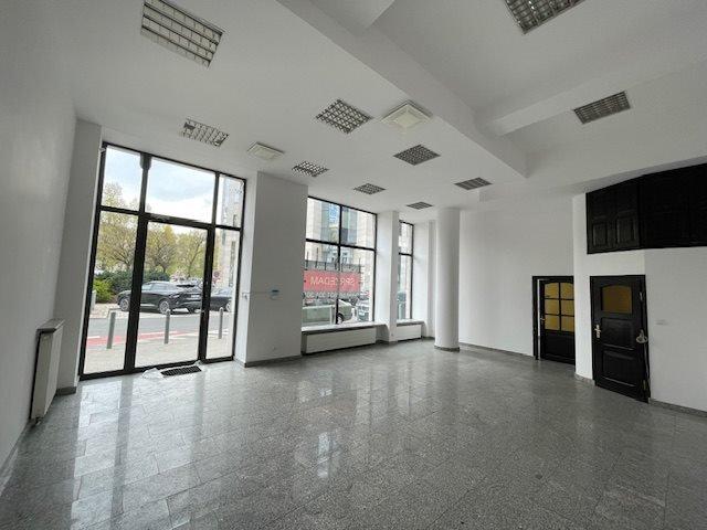 Lokal użytkowy 75 m² z witrynami, Wola, Warszawa
