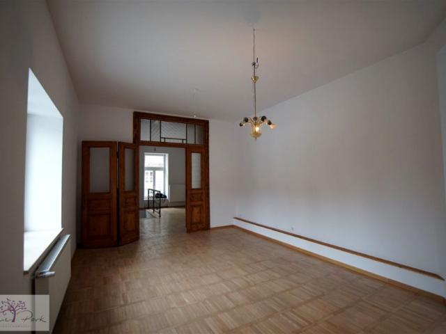 Lokal użytkowy 80 m², Łódź