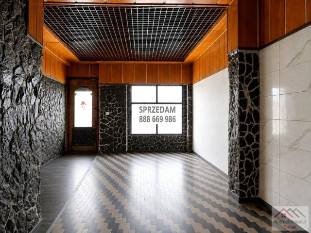 Lokal użytkowy 80 m², Leśna