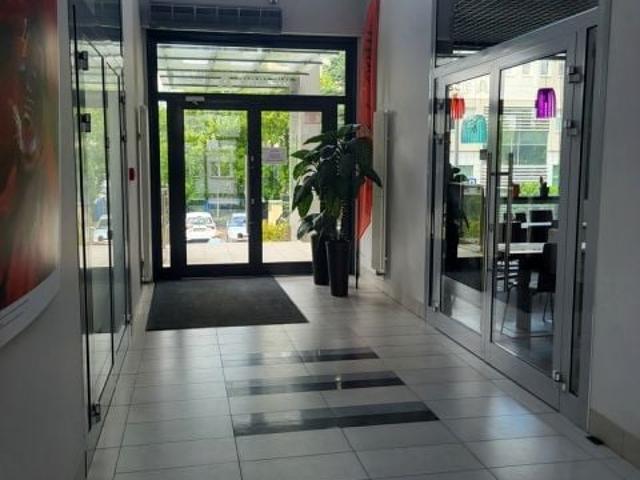 Lokal użytkowy 80 m², Poznań
