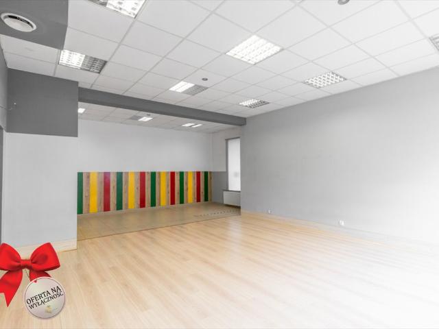 Lokal użytkowy 82 m² z niezależnym wejściem, LSM