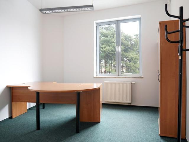 Lokal użytkowy 81,35 m², Suchy Las