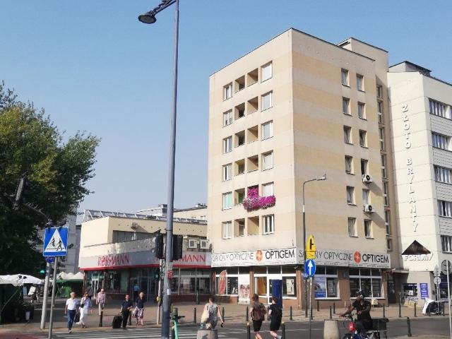 Lokal użytkowy 103,84 m2 przy Pl. Mirowskim w Warszawie