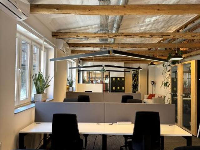 Lokal użytkowy 120 m², Kraków