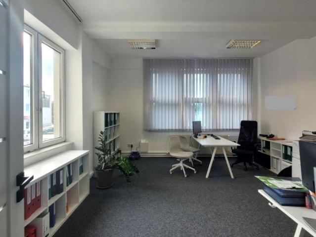 Lokal użytkowy 120 m², Kraków