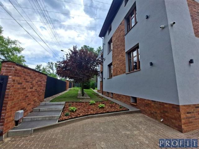 Lokal użytkowy 130 m², Katowice