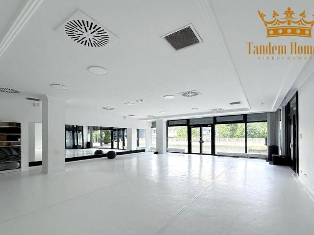 Lokal użytkowy 157 m², Warszawa