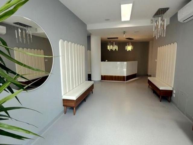 Lokal użytkowy 160 m², Warszawa