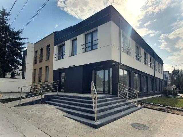 Lokal użytkowy 165 m², Kielce