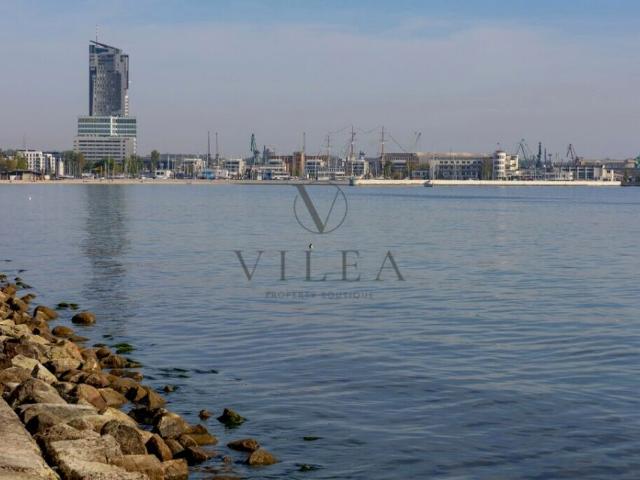 Lokal użytkowy 190 m², Gdynia