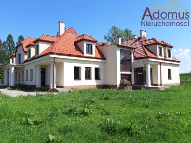 Lokal użytkowy 1 019 m², Komorów