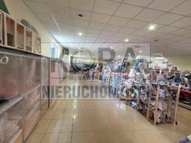 Lokal użytkowy 220 m², Gniezno