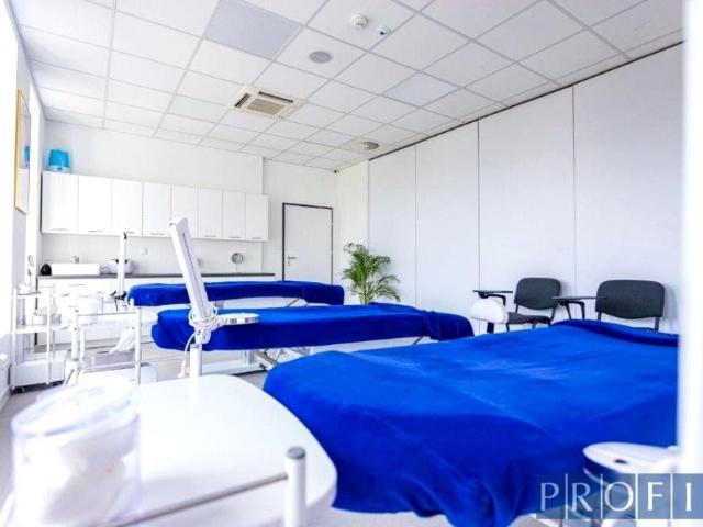 Lokal użytkowy 220 m², Katowice