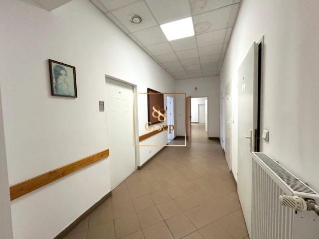 Lokal użytkowy 240 m², Warszawa