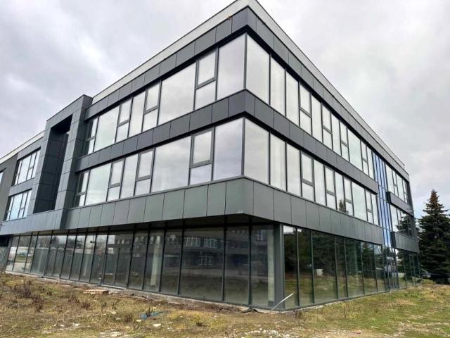 Lokal użytkowy 2 100 m², Suchy Las