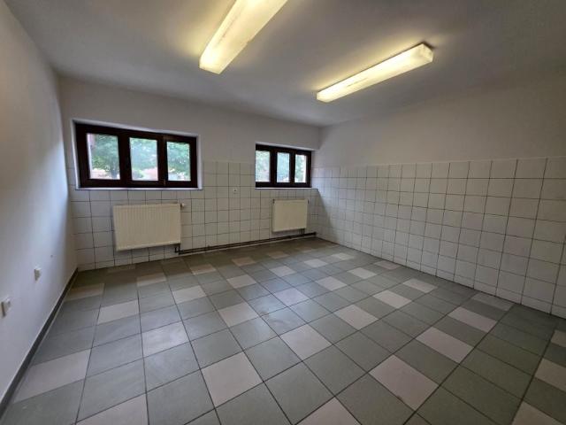 Lokal użytkowy 32 m², Świdnica